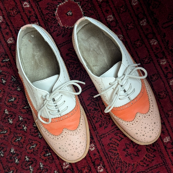 Wingtip Brogues - Picture 2 of 8